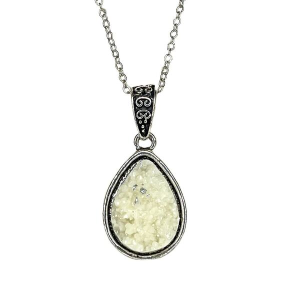 Druzy Pendant Necklace Silver Tone and White/ Cream - Untested - Picture 1 of 10
